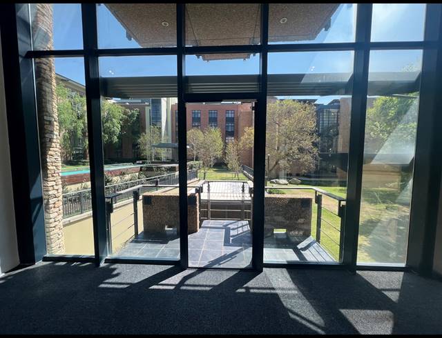 102M² OFFICE TO LET IN MELROSE ARCH